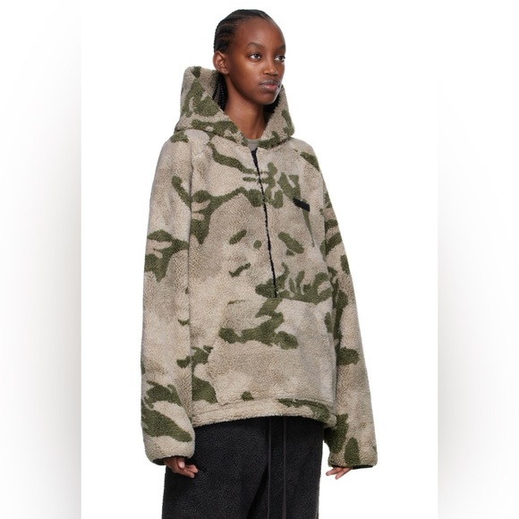 FEAR OF GOD ESSENTIALS
Khaki Polyester Hoodie - Picture 2 of 7